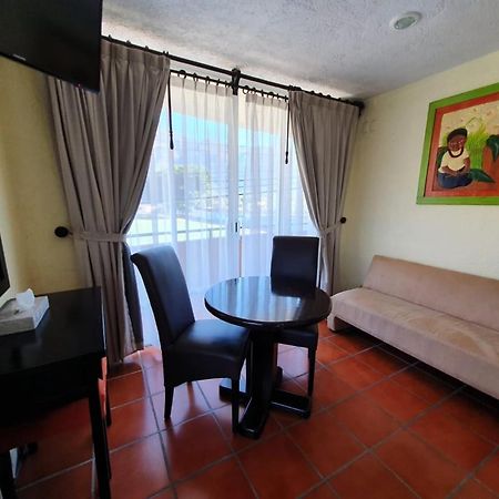 Suites Pancho Villas Bacalar - Lagoon View エクステリア 写真